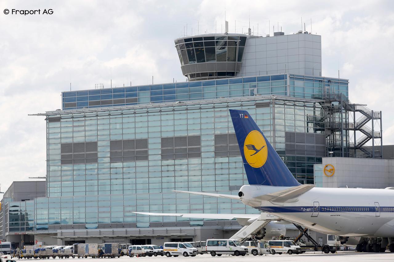 My Cloud Transit Hotel - Guests With International Flight Only! Frankfurt am Main Exterior photo